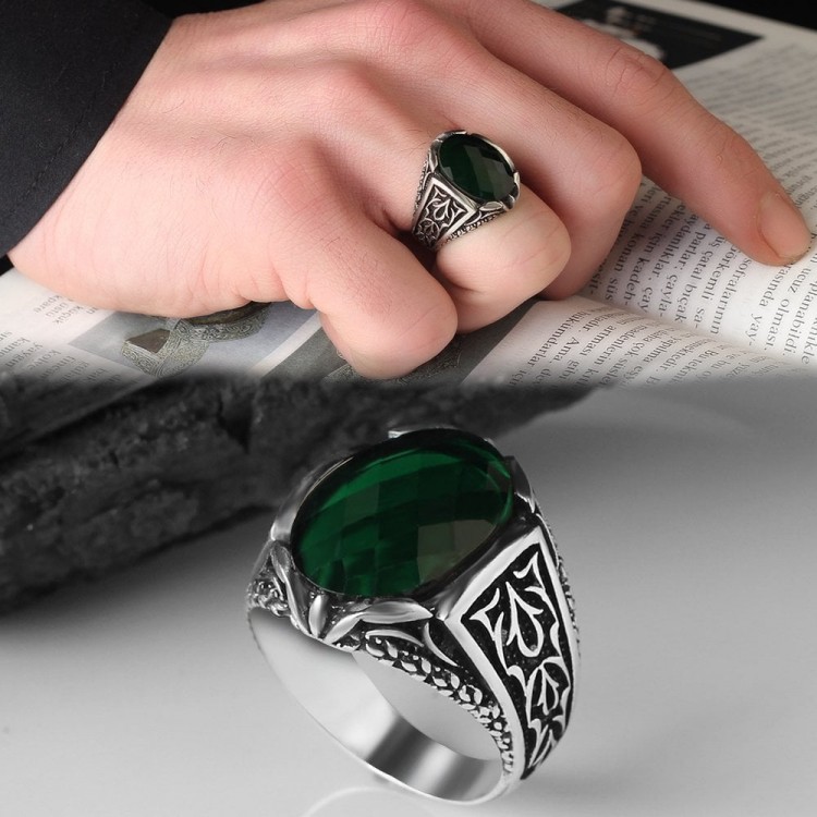 925 Sterling Silver Men's Ring with Green Zircon Stone