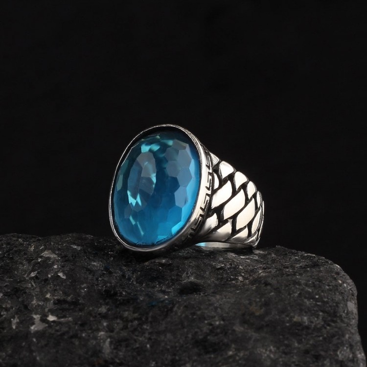 925 Sterling Silver Men's Ring with Blue Topaz Stone 925 Sterling Silver Men's Ring with Blue Topaz Stone