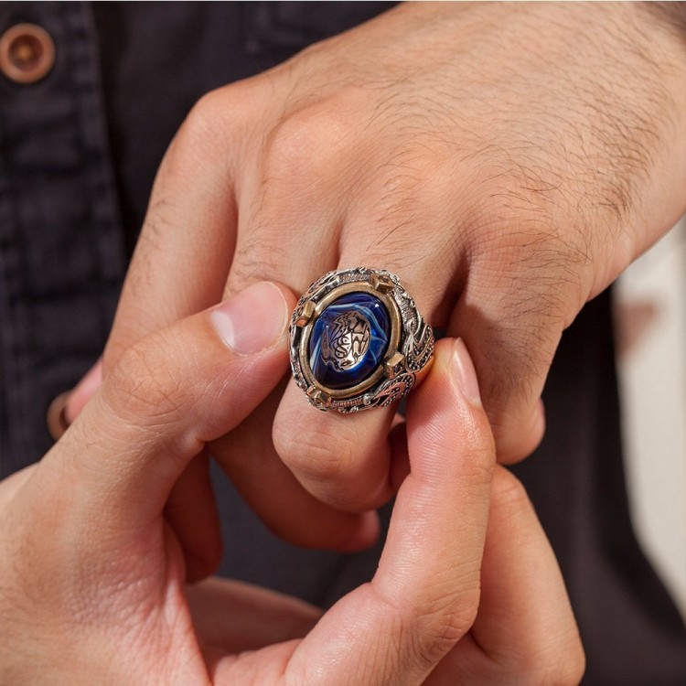 La Galibe İllallah Yazılı Kehribar Taşlı 925 Ayar Gümüş Erkek Yüzük