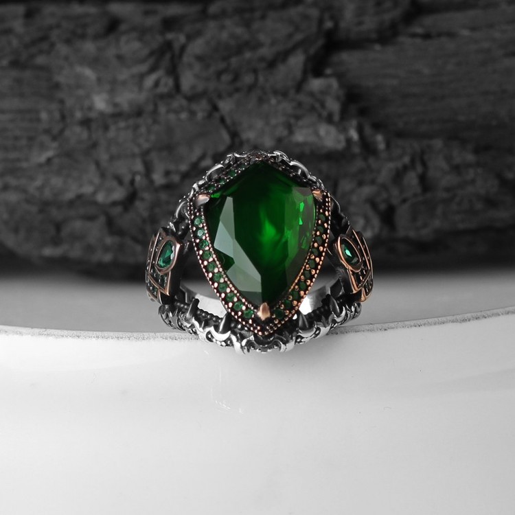 Zirkon Taşlı Desenli 925 Ayar Erkek Gümüş Yüzük