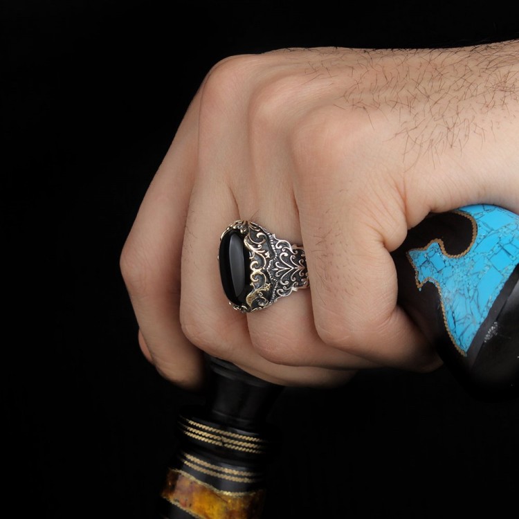 925 Sterling Silver Ring with Onyx Stone