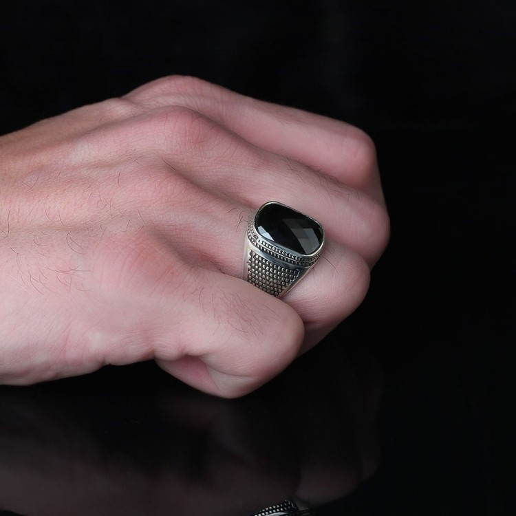 Zirkon Taşlı 925 Ayar Erkek Gümüş Yüzük