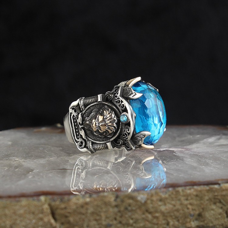 925 Sterling Silver Men's Ring with Lion Symbol and Crystal Cut Zircon Stone