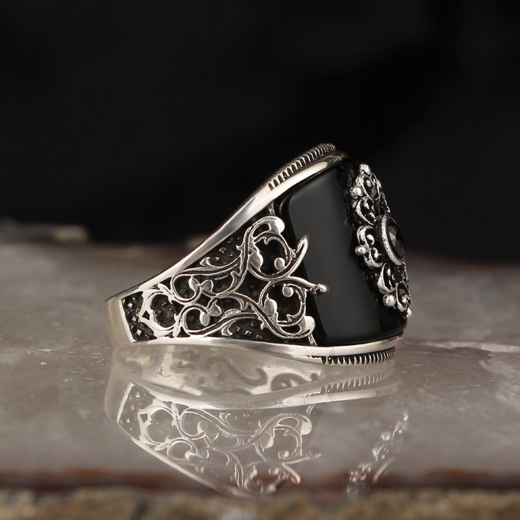 925 Sterling Silver Men's Ring with Onyx Stone
