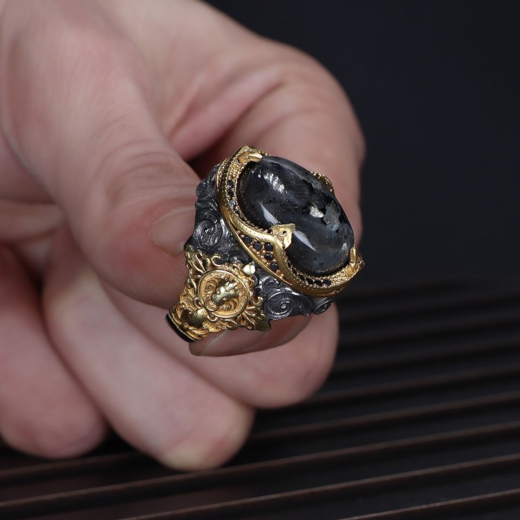 925 Sterling Silver Men's Ring with Rhodium Plated Larvakit Stone