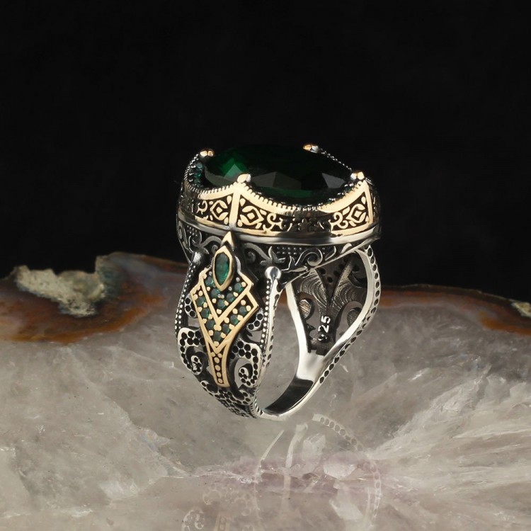 Yeşil Zirkon Taşlı Desenli 925 Ayar Gümüş Erkek Yüzük