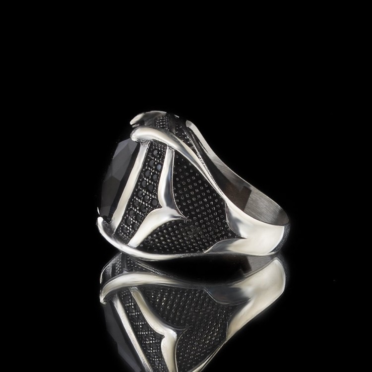 خاتم رجالي من الفضة الإسترلينية عيار 925 مرصع بحجر الزركون الأسود