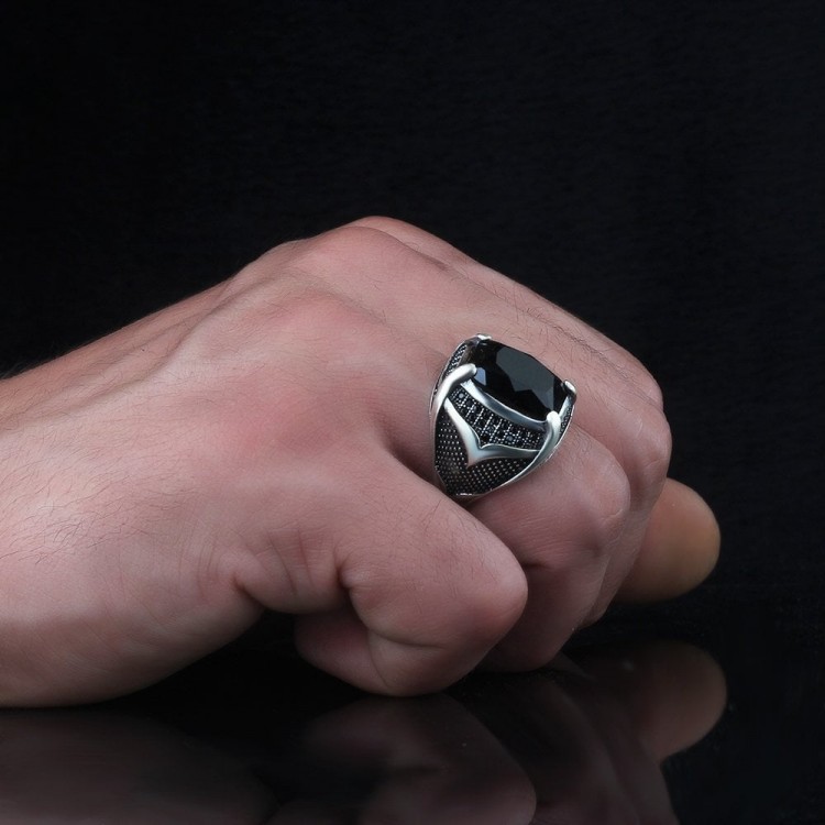 خاتم رجالي من الفضة الإسترلينية عيار 925 مرصع بحجر الزركون الأسود
