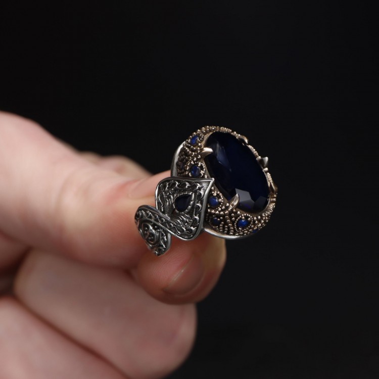 925 Sterling Silver Parliament Blue Zircon Stone Men's Ring 925 Sterling Silver Parliament Blue Zircon Stone Men's Ring